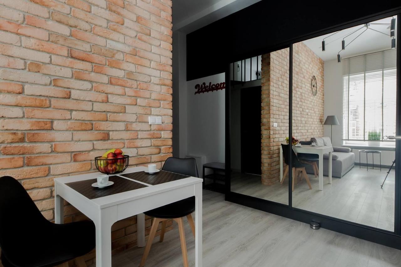 4 Eco Apart Chateau Jagiellonska 22 Warszawa Old Town 外观 照片